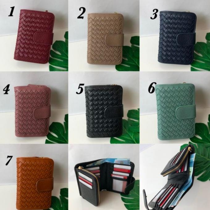 

Dompet Kartu