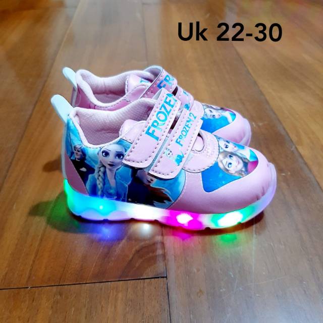 Spesial Harga Sepatu FROZEN Boots Anak Perempuan Lampu LED Size 22-25 usia 1-3 tahun