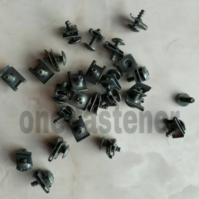 100 PC Baut klip bodi yamaha plus skrup