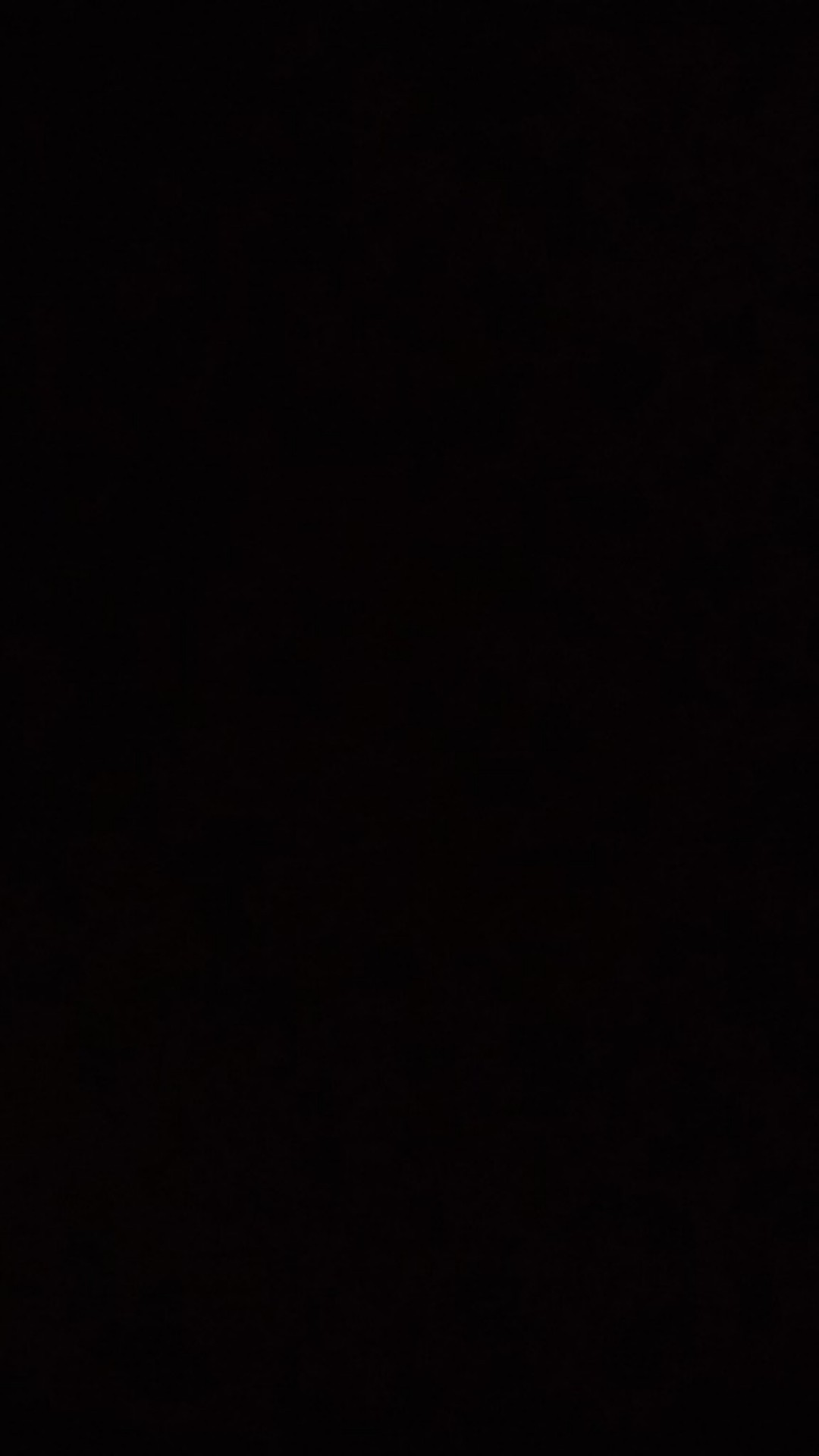 Sprei Rumbai Motif Bunga Merah