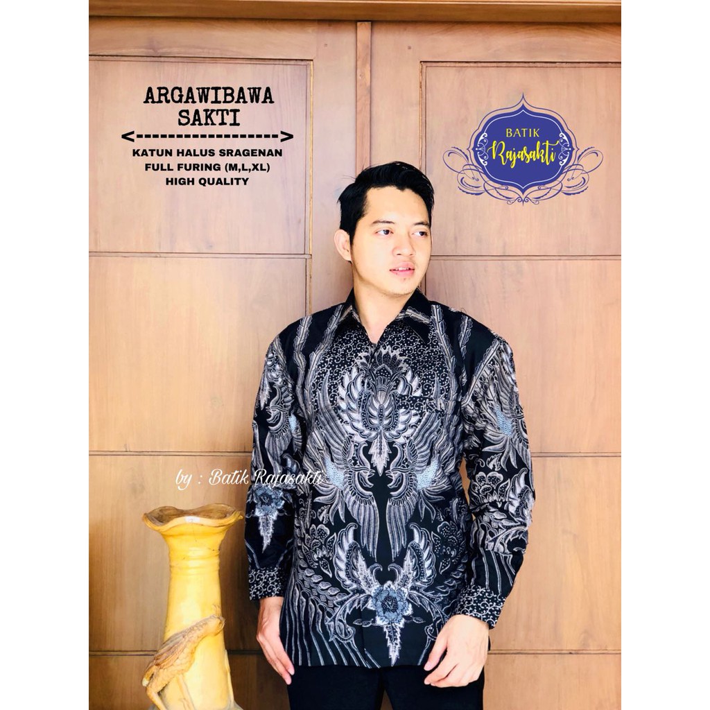 ARGAWIBAWA SAKTI RAJASAKTI KEMEJA BATIK SOLO PRIA LENGAN PANJANG LAPIS FURING ATASAN BATIK PREMIUM MODERN KATUN HALUS BAHUWIRYA  BANAMITRA BANAMITRA PUTIH BANGSAWAN BAYU PUTRA BERLIAN BIRU BHARATAYUDA BIMASENA BIRENDRA BIRU INDAH BRAHMAKERTA BRAHMAKERTA