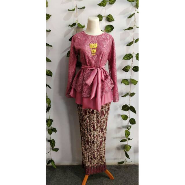 Kebaya batik kinanti