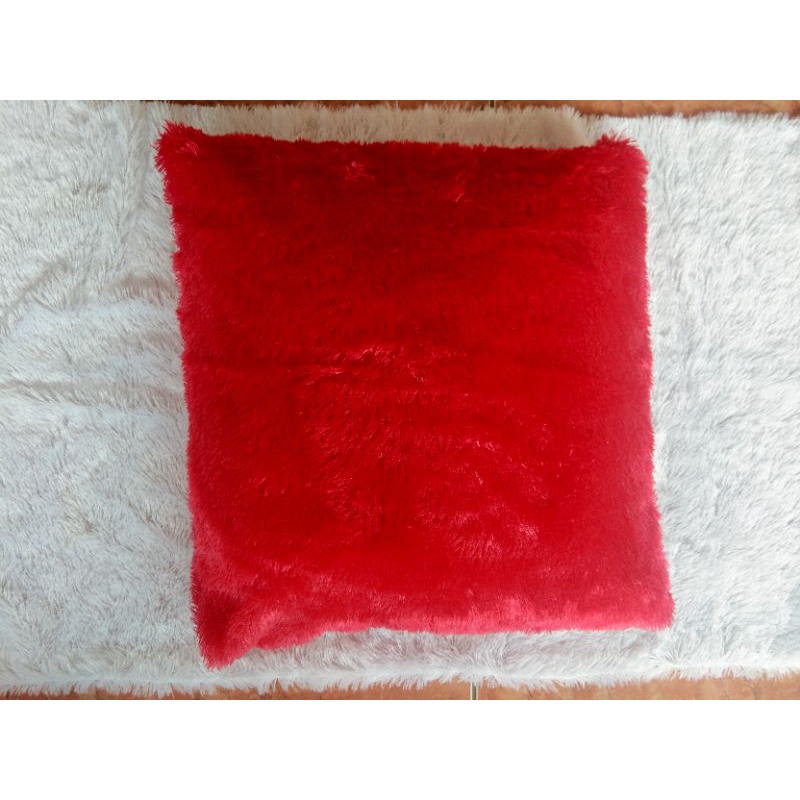 SARUNG BANTAL JUMBO BULU UK 50*50 LEMBUT DAN TEBAL