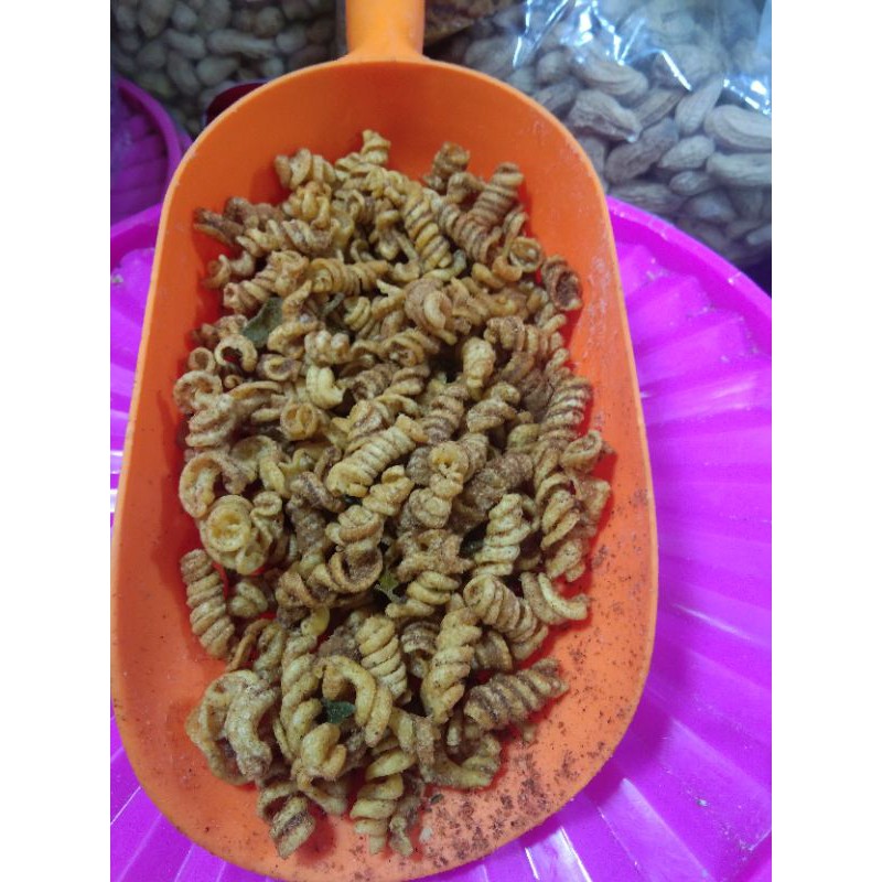 

Makroni spiral pedes jeruk