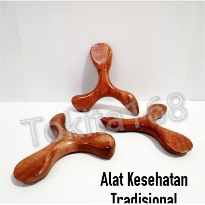 Alat Pijat Refleksi Kayu Segitiga Tradisional