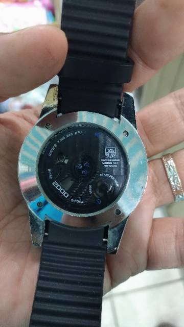 Jam tangan sporty otomatis chronograph dial putih