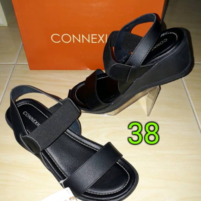 Sepatu sandal wedges connexion