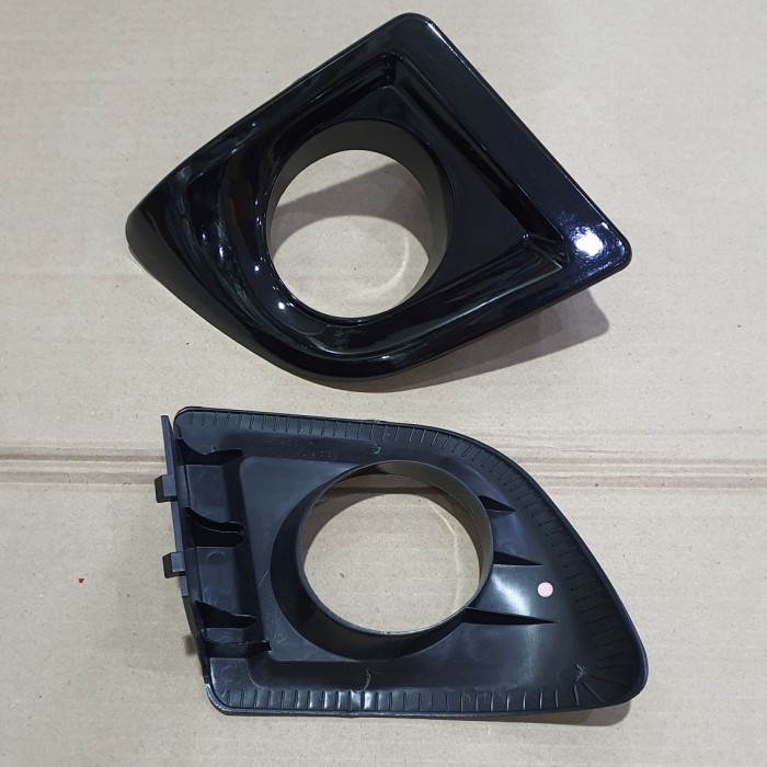 Cover Ring Foglamp New Avanza vvti tipe G 2008-2011 HITAM