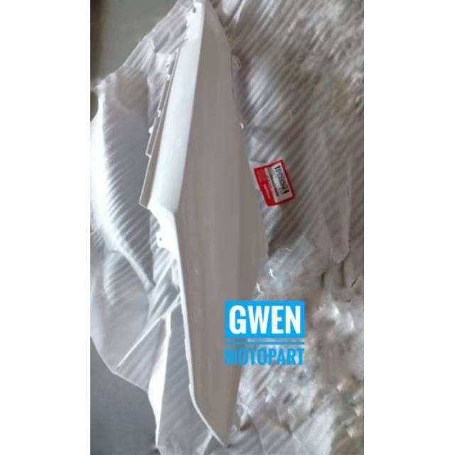 Cover Body Bodi Samping Belakang BeAT Sporty eSP K25 White Putih Mutiara 83500K25600RSW 83600K25600R