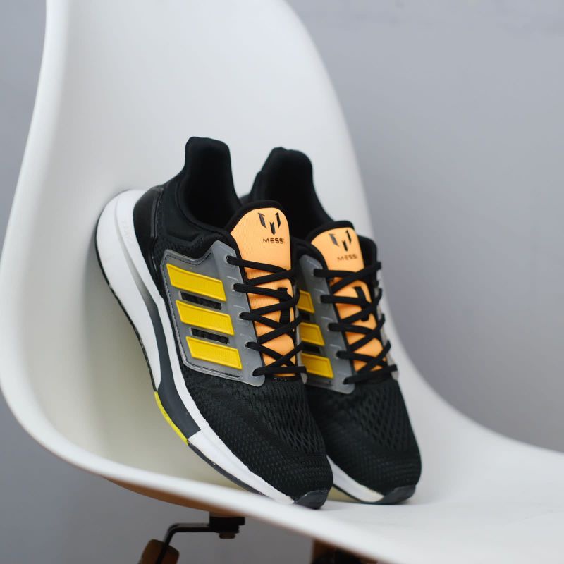 Adidas EQ21 Run x Leo Messi