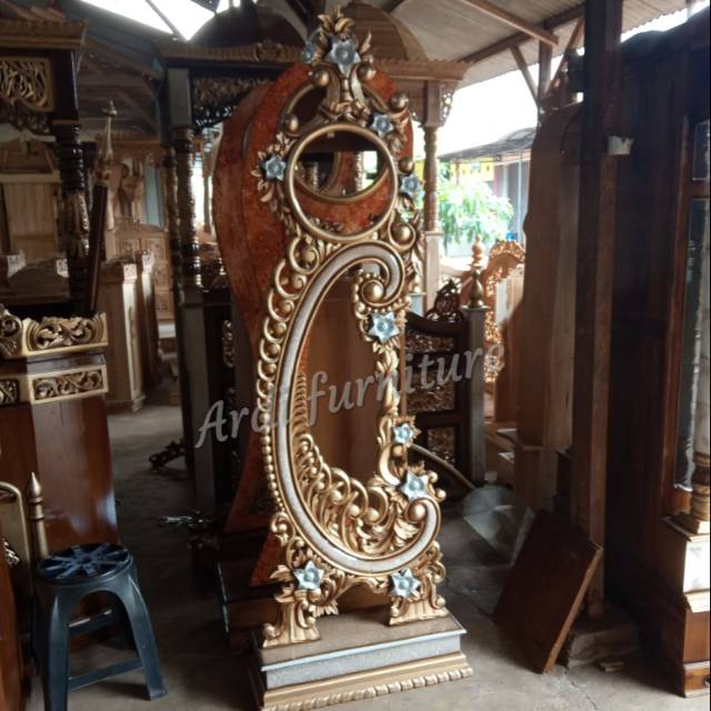 Jam besar ukir kayu jati jam hias ruangan jam pajangan dekorasi ruang tamu furniture Jepara