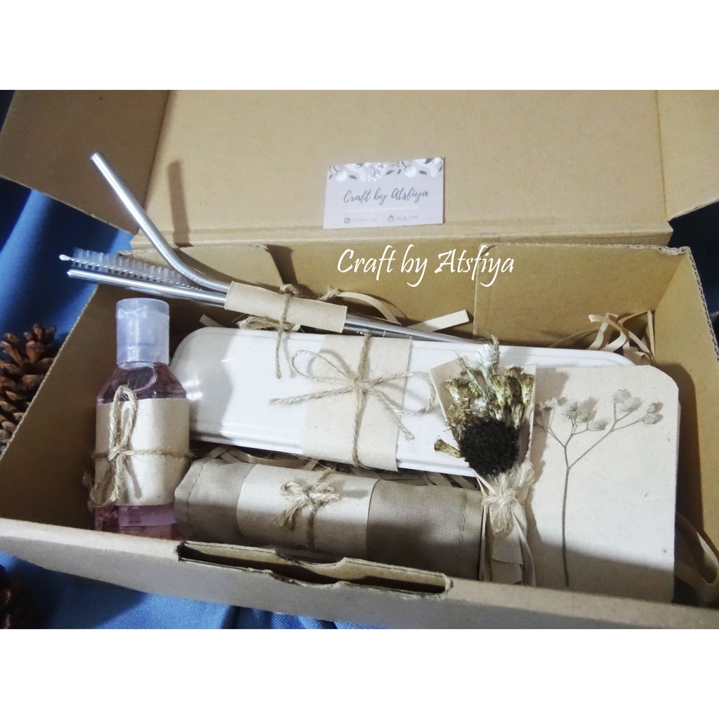 

A41-5 HAMPERS NEW NORMAL KADO WISUDA ULTAH GIFT BOX BIRTHDAY