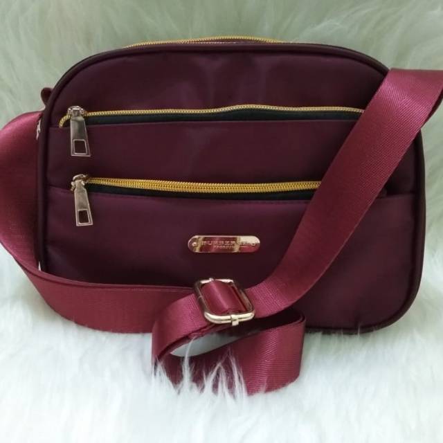 Tas Wanita | Tas Burberry | Tas Selempang | Sling Bag