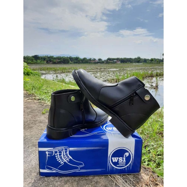 sepatu pdh resleting satpam