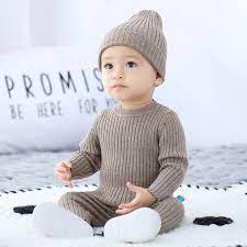 SETELAN RAJUT BAYI LAKI LAKI DAN PEREMPUAN/SET 3 POTONG CELANA+BAJU+BANIEHEAD USIA 6-10 BULAN