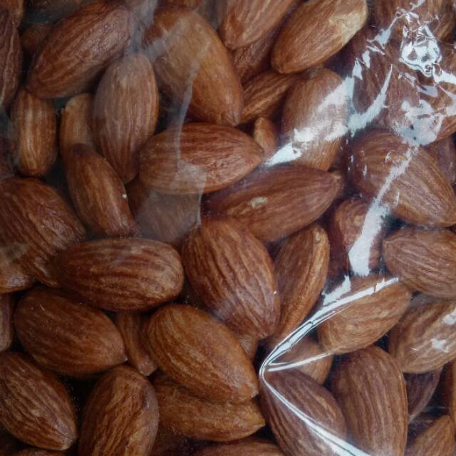 

Almond panggang 1/2kg #jastipjeddah