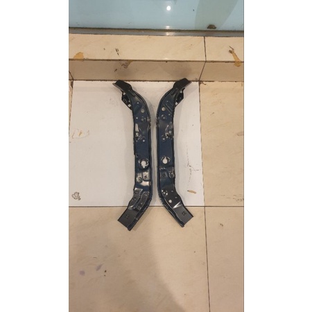 Braket Headlamp Samping Atas Panel Bullhead Asli Mitsubishi All New Pajero Sport 2016 2020