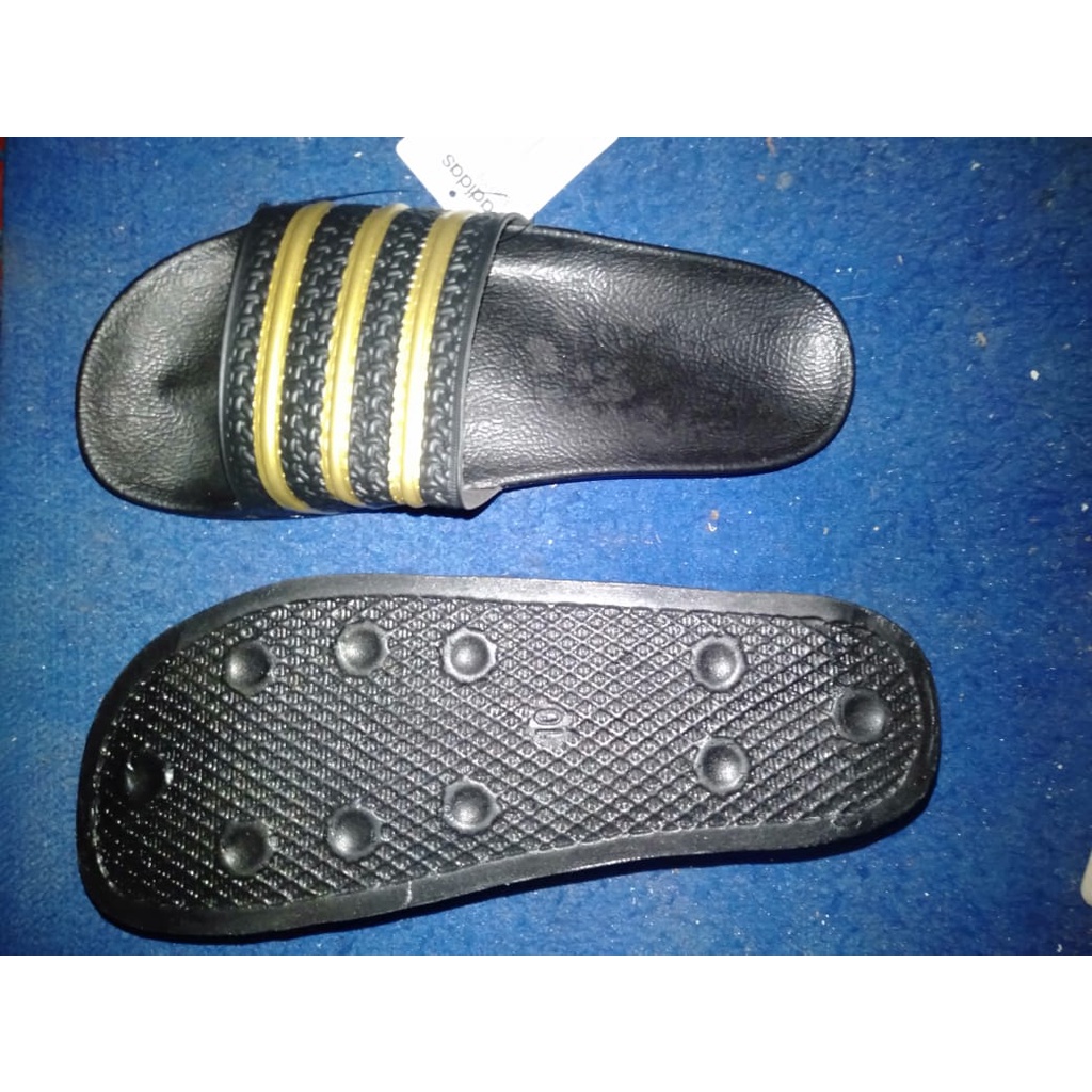 sandal adidas adilette