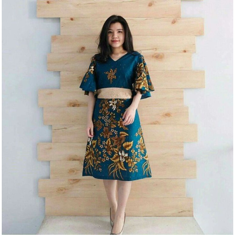 DRESS BATIK MOTIF CAKRA