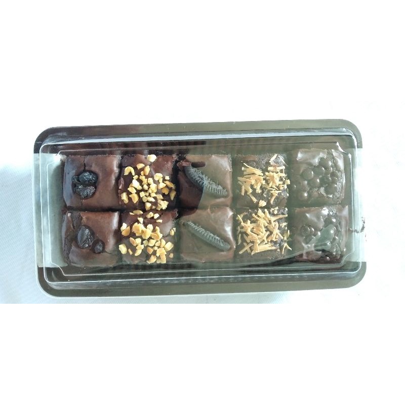 

brownies sekat/Rudy brownies/shine brownies kemasan ekonomis ukuran 20x10cm