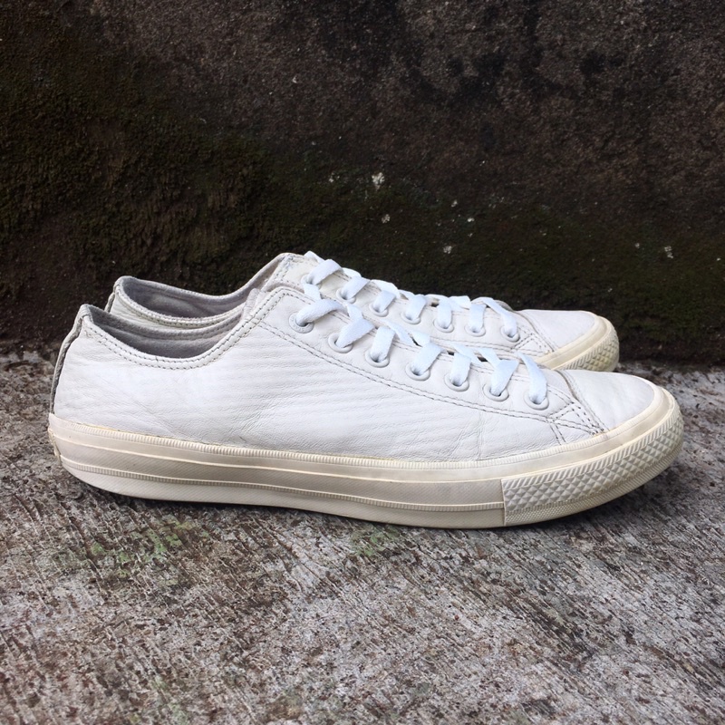 Converse chuck taylor II low original kulit leather putih fullwhite size 43 bekas second preloved