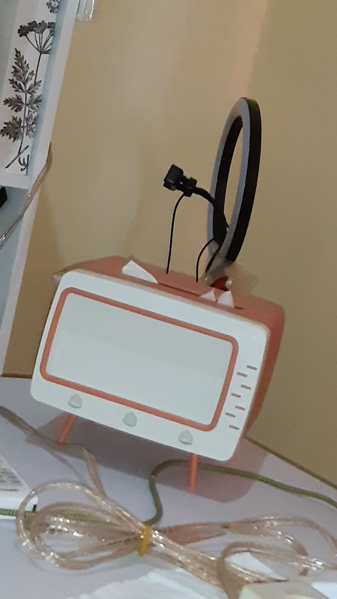 Tempat Tissue Tv / Kotak Tissue