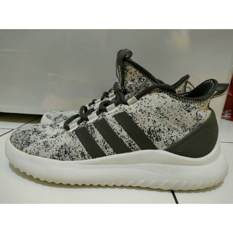 adidas cloudfoam ultimate B