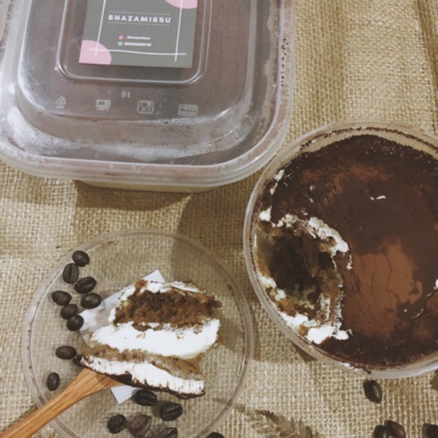 

Tiramisu with Pancake by Shazamissu