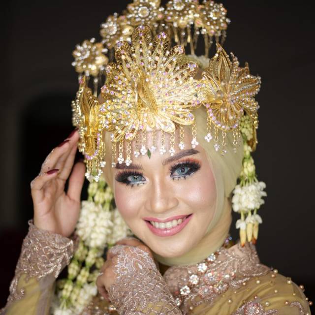 irana_hanif25