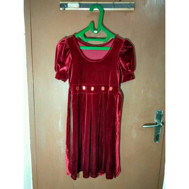 Gaun Pesta Merah Marun - Preloved