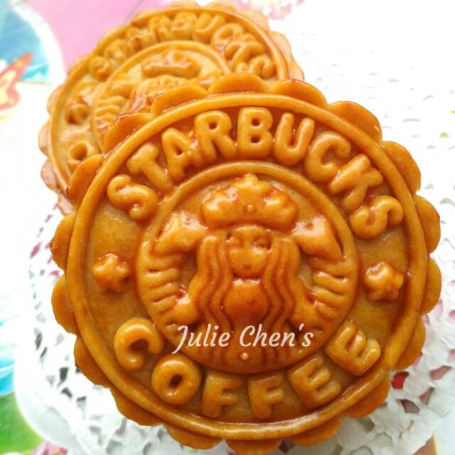 

Mooncake halal dengan telur asin