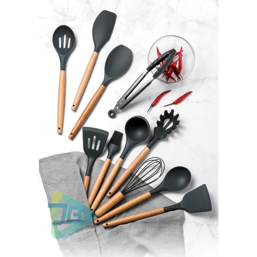 RT82 Kitchen Utensil Silicone wood 12pcs Set Peralatan Dapur Masak Baking Sutil Spatula Sendok Silikon Set Alat Masak 11 in 1 gagang kayu JB5471