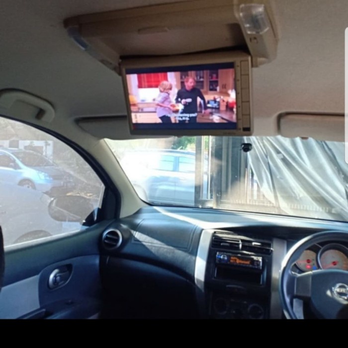 Price TFT LCD roof TV 11inch embassy