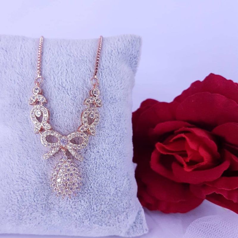 Kalung Model Tura Replik Berlian