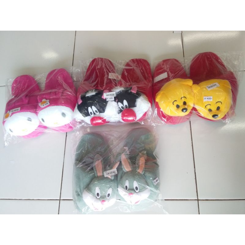 boneka sandal karakter  dewasa  Hadiah Kado Gift Lucu Lembut Halus