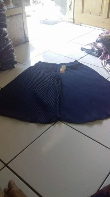 𝔂𝓾𝓶𝓪 Kulot Plisket pendek_hyget super Gread A_Ukuran JUMBO BB 40-95. ( 1kg-6pcs )