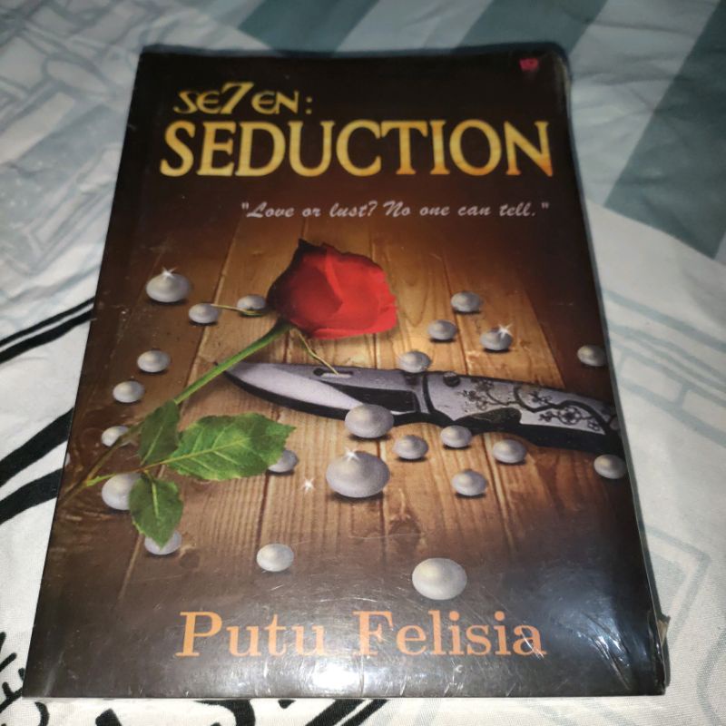 Novel Wattpad Se7en Seduction - Putu Felisia