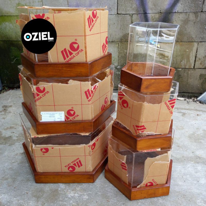 #kotak#hantaran/seserahan hexagonal akrilik dan kayu pinus 1 set.
