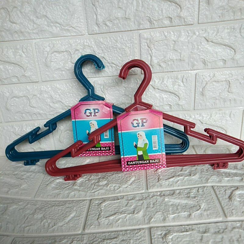 Gantungan baju / hanger lidi merek gp isi 12 pcs