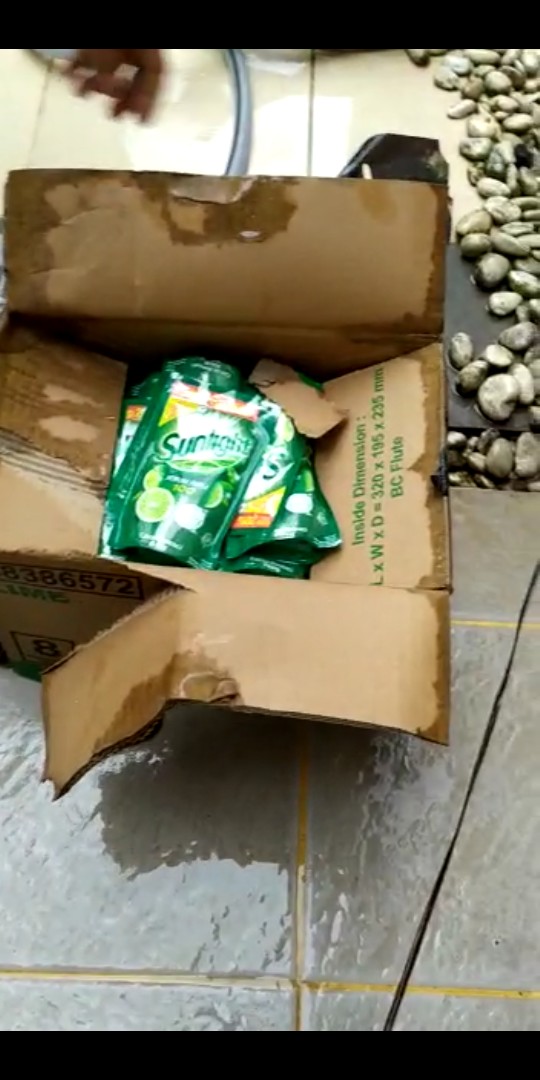 Sunlight Jeruk Nipis 755 Ml Refil Untuk Mencuci Piring