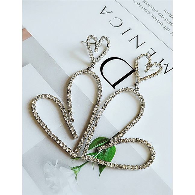 LRC Anting Tusuk Fashion Love Alloy Diamond Earrings D28738