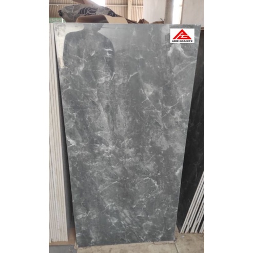 granit indogress 60x120 Black alaska
