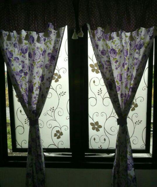 Korden Warna Ungu Pintu