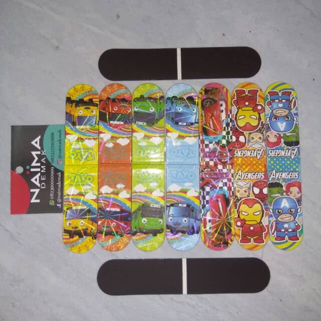 

Magnetic Bookmark Pembatas Buku Magnet Motif Cowok