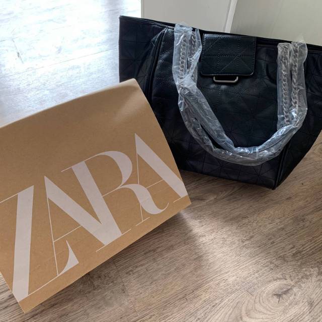 

(Free paperbag) Zara Rocker Soft Shopper