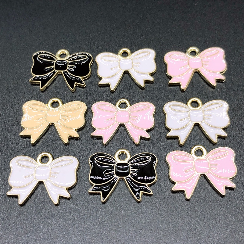 4pcs Liontin Bentuk Dasi Kupu-Kupu Warna Emas Bahan Alloy Untuk Membuat Perhiasan Anting