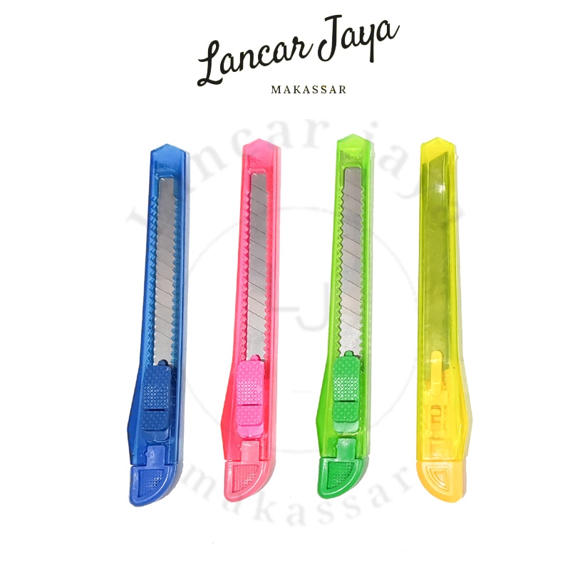 

Cutter Pemotong Kecil Transparant