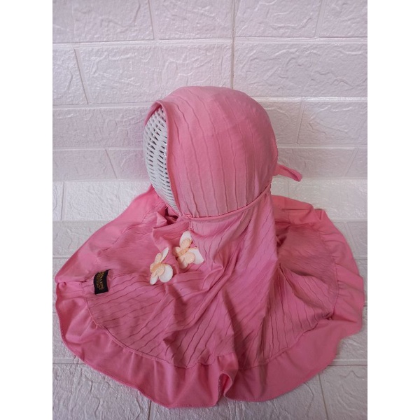 Jilbab Bergo Anak Plisket Gelombang Kupu Usia Premium