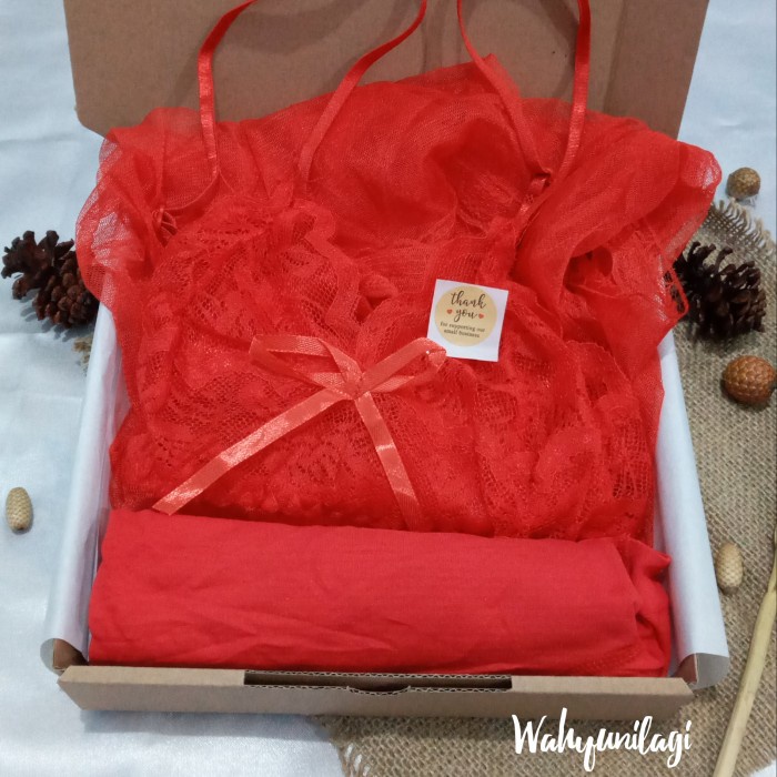 

TERMURAH HAMPERS GIFTBOX KADO PERNIKAHAN WEDDING ULANG TAHUN ANNIV - Paket Wed-B