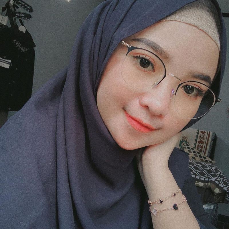 Frame Kacamata Gantung Lensa + Minus Antiradiasi